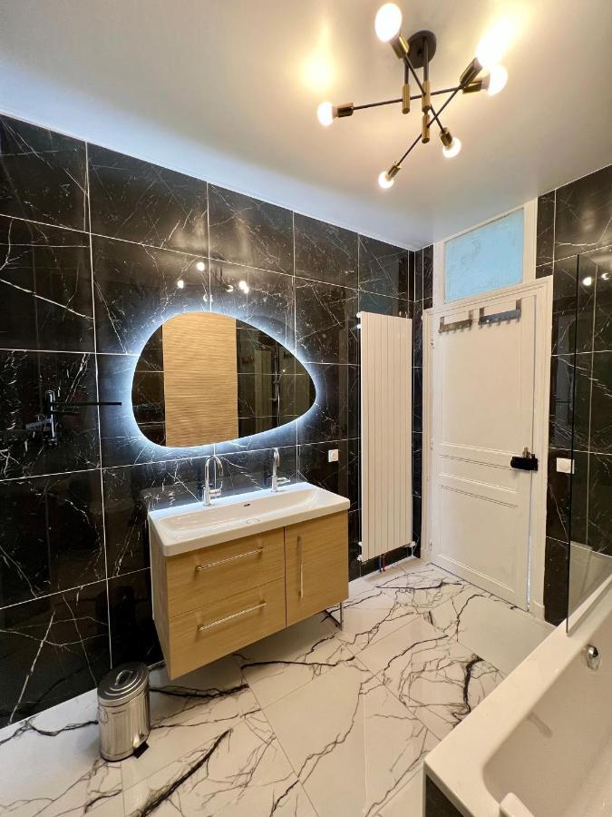 Appartement De Luxe Avec Fresque, Hyper Centre Et Parking Sure Φονταινεμπλώ Εξωτερικό φωτογραφία